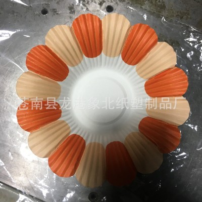 创意DIY纸盘幼儿园墙面环境布置装饰材料花形花瓣形立体花纸托